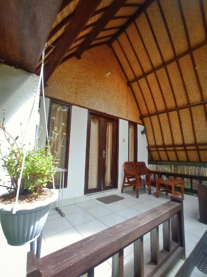 Follow The Rabbit Bungalow Gili Air Buitenkant foto
