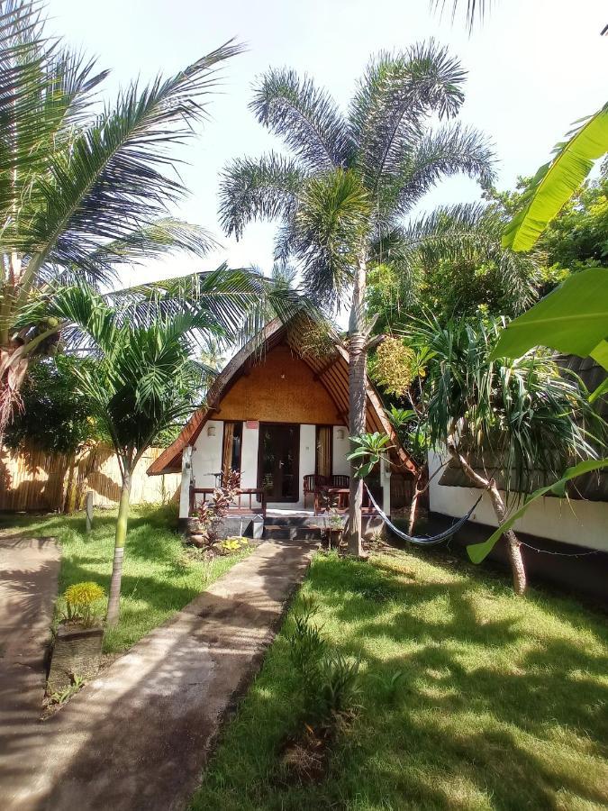 Follow The Rabbit Bungalow Gili Air Buitenkant foto